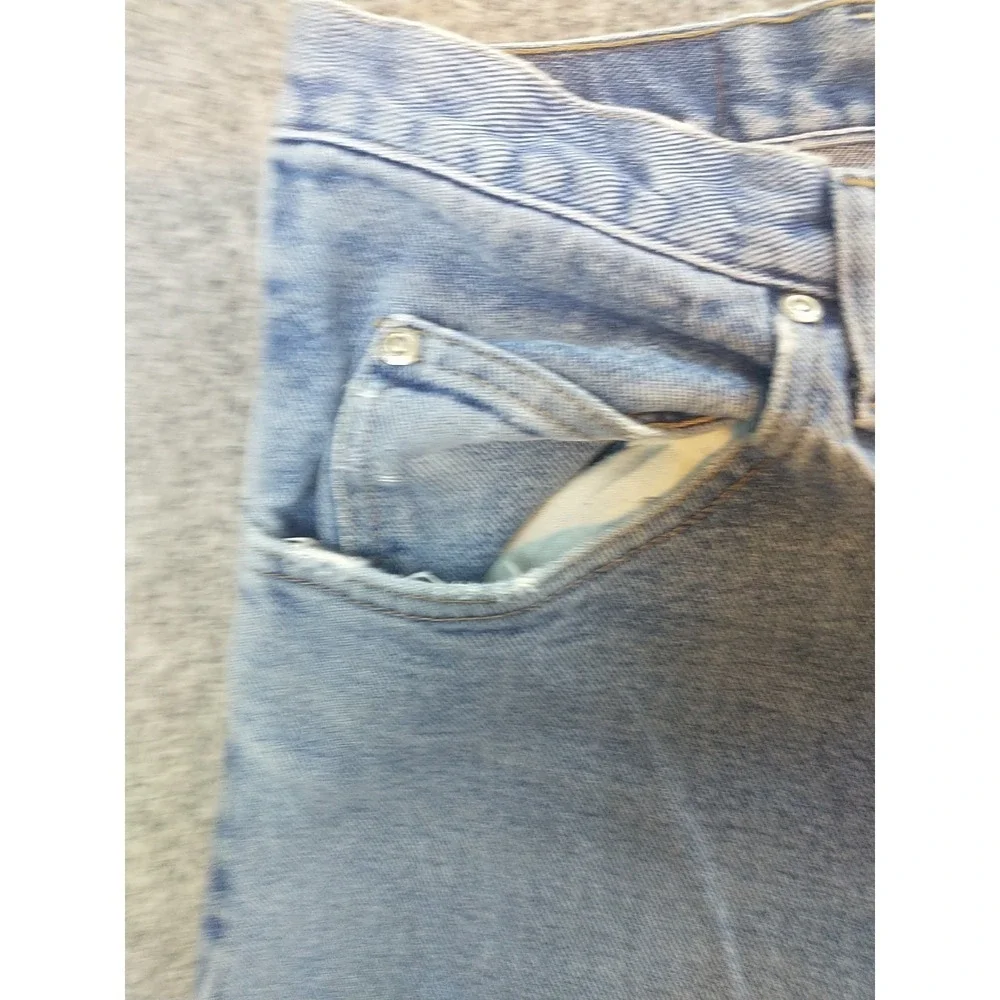 Wrangler 9760WDR Mens Light Wash Straight Leg Distressed Jeans 34x31 Blue Cotton